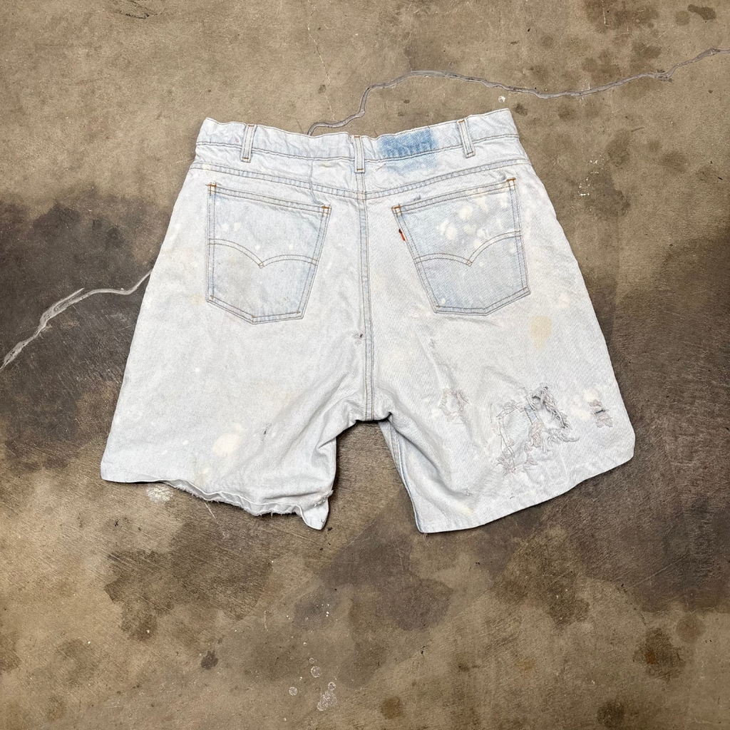 Vintage Levis 550 Orange Tab Distressed Denim Shorts (36)