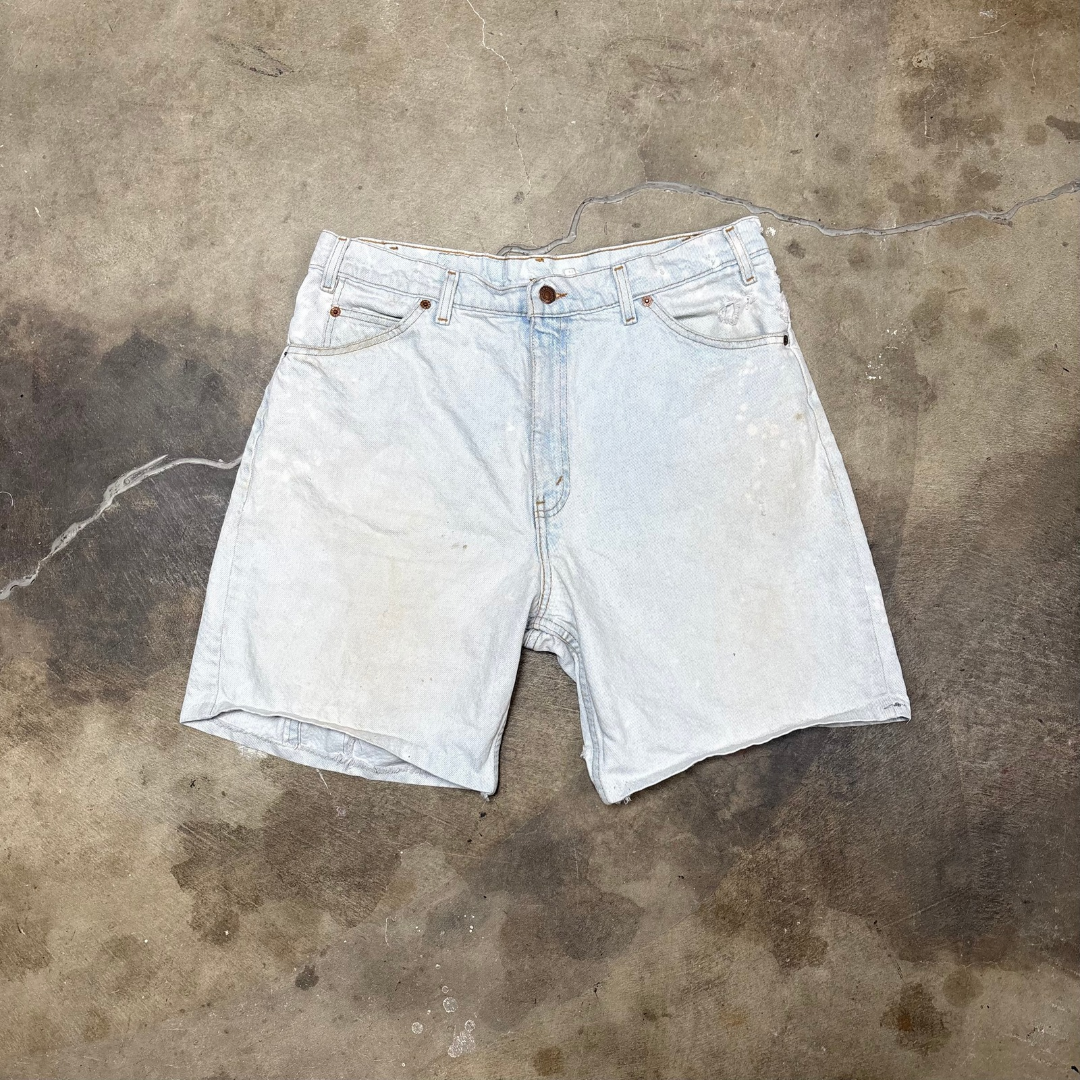 Vintage Levis 550 Orange Tab Distressed Denim Shorts (36)